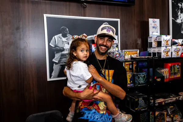 Mom and Pop Card Show photo