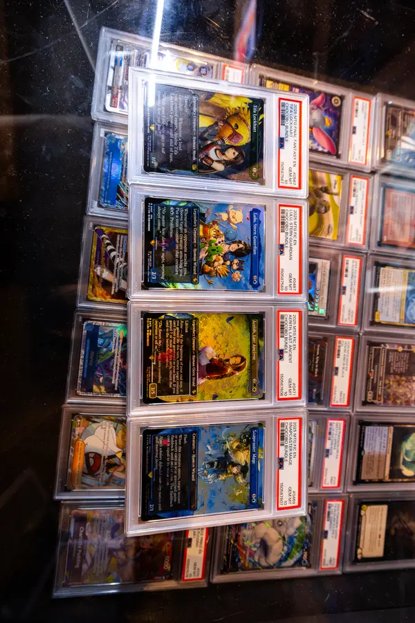 Mom and Pop Card Show photo