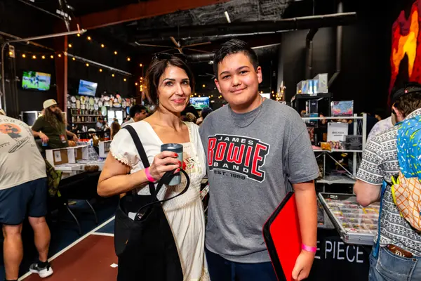 Mom and Pop Card Show photo