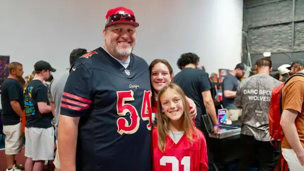 Mom and Pop Card Show photo