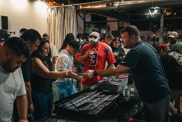 Mom and Pop Card Show photo